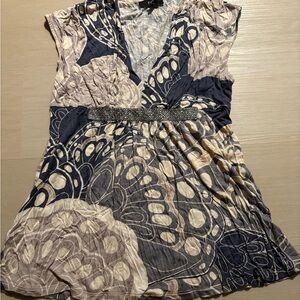 Express Gray and Cream Patterned Top